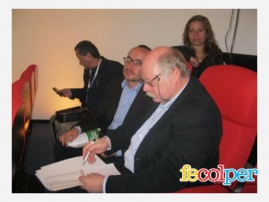 Reuniòn Junta Directiva 2013(12)